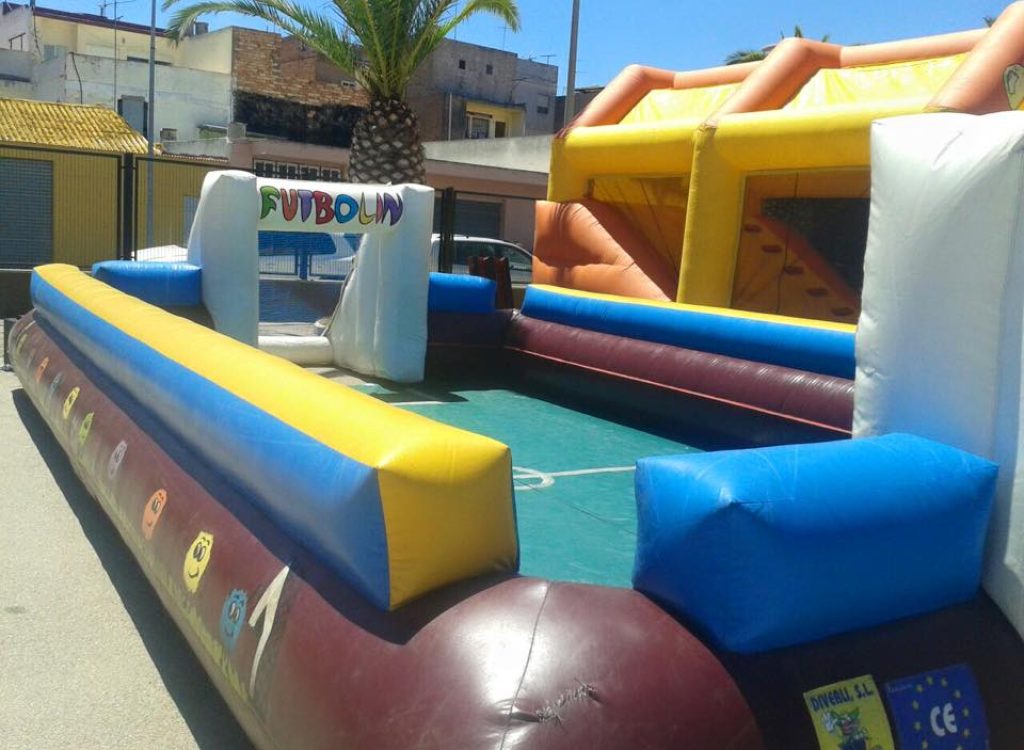 Futbolin-hinchable-mediano