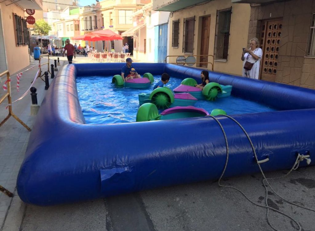 Piscina-con-barcas-2